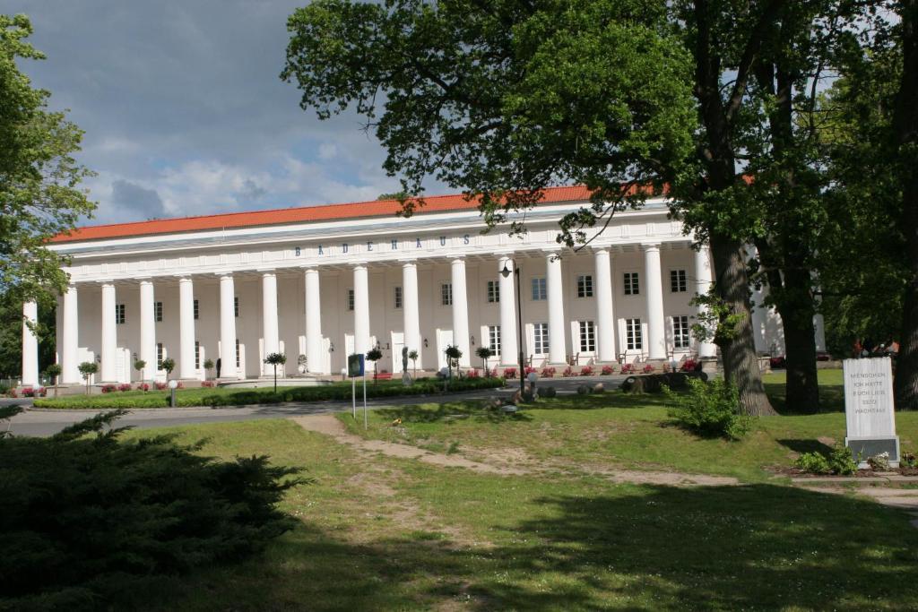 Hotel Badehaus Goor Putbus Exterior photo