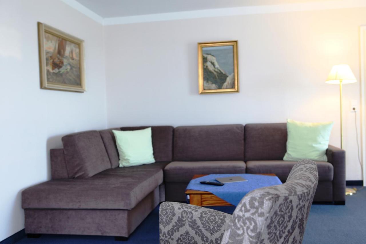 Hotel Badehaus Goor Putbus Exterior photo